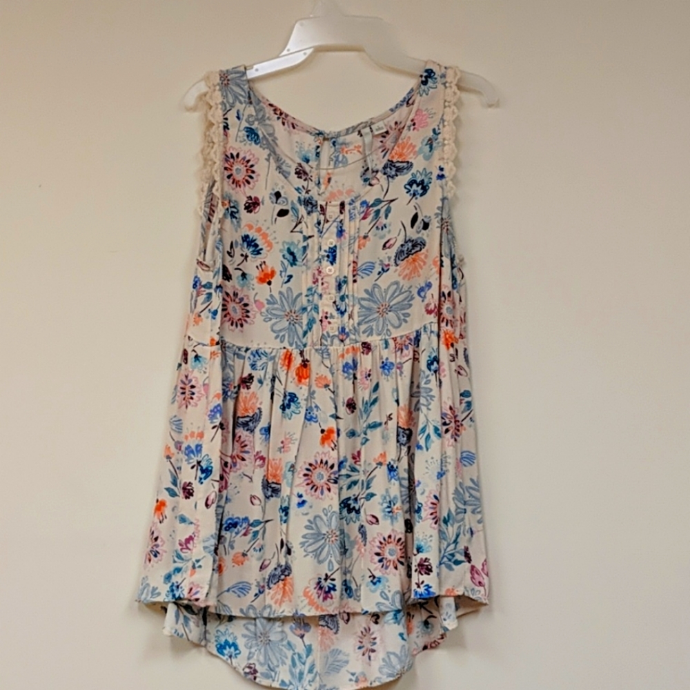 SOLD LC Lauren Conrad